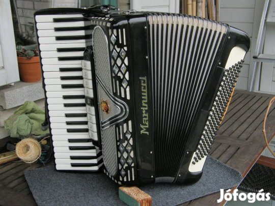 Marinucci 850 120 bassz. olasz franciam. harmonika tangóharmonika