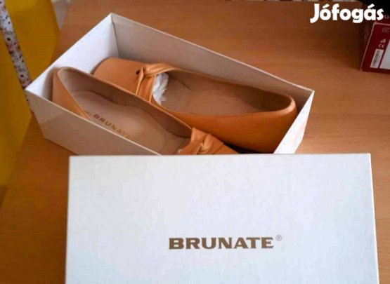 Márkás olasz Brunate bőrcipő. kézi gyártású
