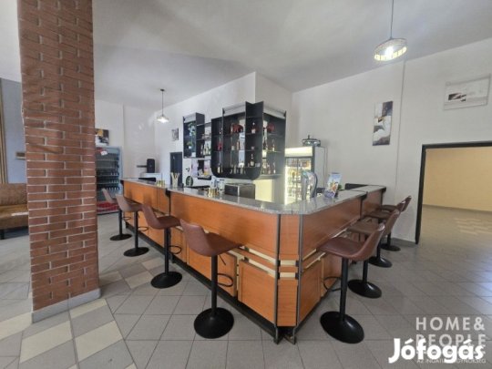 Maroslelén felújított vendéglátó egység eladó. - Maroslele