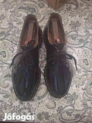 Martens Női Lakkcipő!