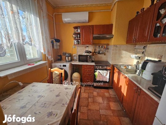 Martfűi eladó 53 nm-es lakás