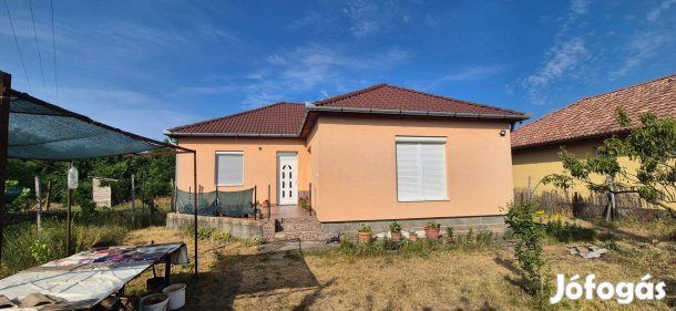 Martinkán 92 nm-es családiház eladó!