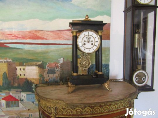 Márvány asztali óra