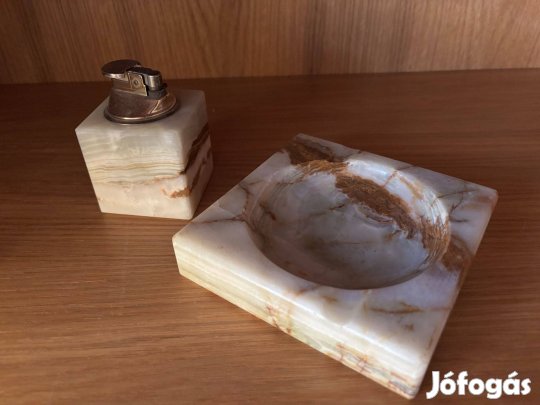 Márvány hamutál és öngyújtó