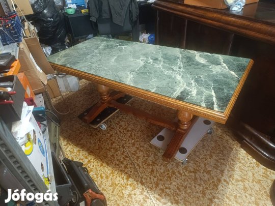 Márványlapos dohányzóasztal (zozizo)
