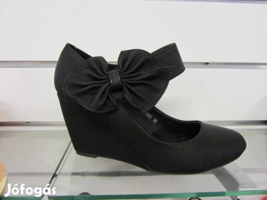 Masnis pántos telitalpú női cipő!38/40