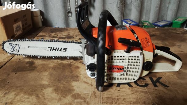 Második új állapotú Stihl Wood Boss 028 AVS eredeti lapjával láncá