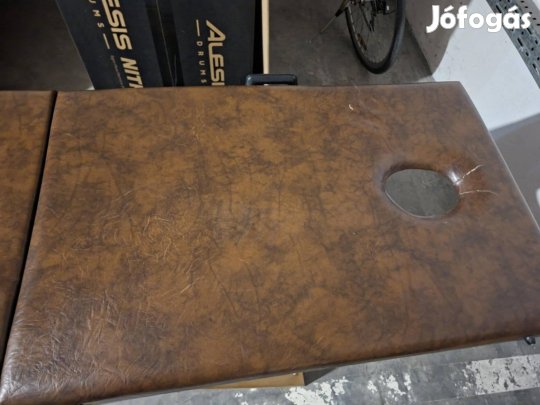 Masszázságy fa vázas