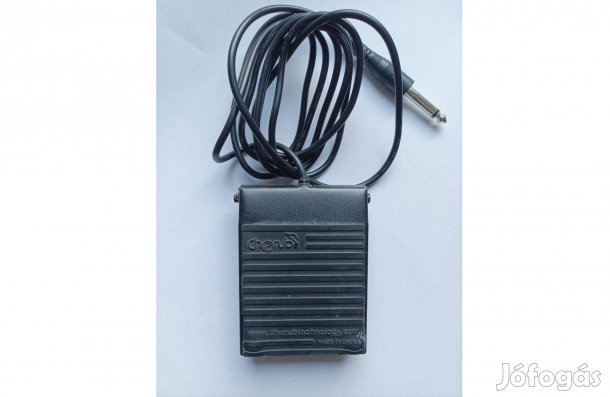 Masszív, fémházas Cherub sustain pedál