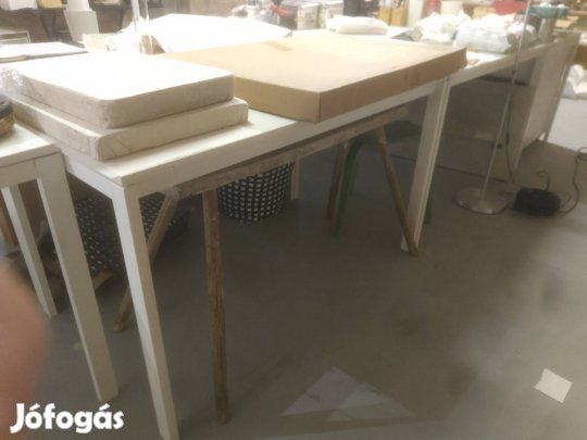 Masszív acél lábú Ikea asztalok
