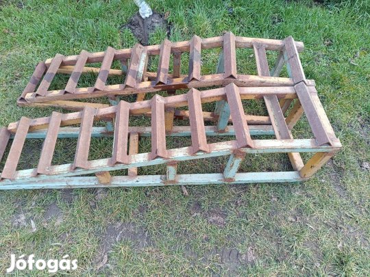 Masszív autós rámpa eladó. 150 cm hosszú, 30 cm magas. 3-4 tonnát