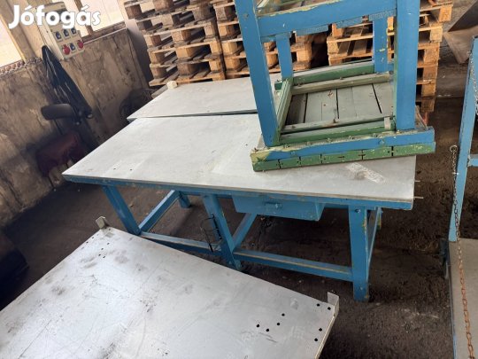Masszív fa műhely asztalok eladóak!