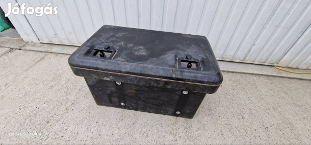 Masszív szerszámos láda 800x500x470