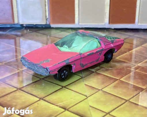 Matchbox No40 Vauxhall Guildsman. 1971.