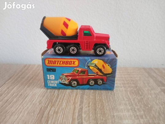 Matchbox Superfast No. 19 cement truck