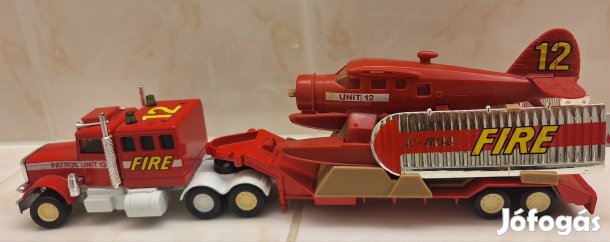 Matchbox  Superkings  K-134 Peterbilt Fire Spotter Plane Transporter