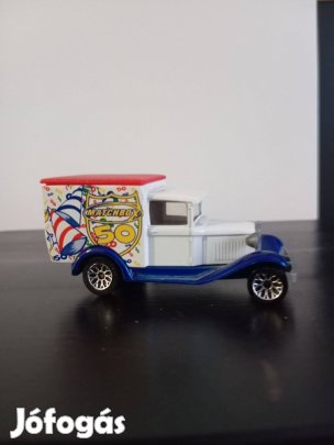 Matchbox fehér teherautó