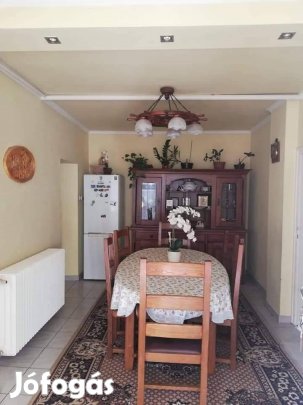 Mátészalka közelében, Fábiánházán családi ház eladó