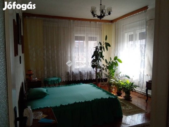 Mátészalkai 180 nm-es ház eladó