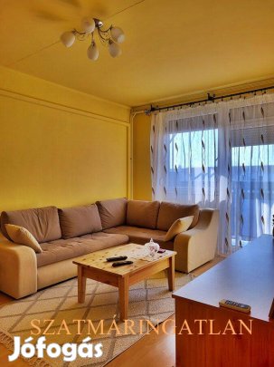 Mátészalkán 1+2 fél szobás lakás eladó!
