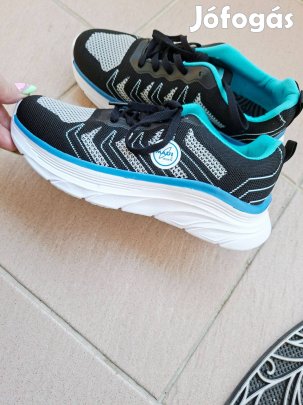 Maui 38-as új női sportcipő