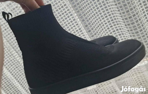 Max&CO zoknicipő 42