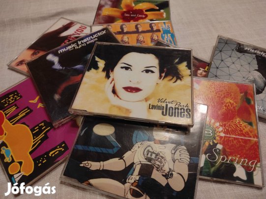 Maxi CD csomag eladó!