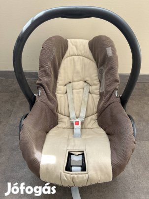 Maxi Cosi babahordozó, autósülés