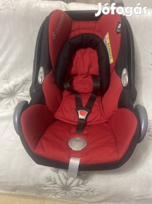 Maxi-cosi baba hordozó bordó-fekete színben eladó