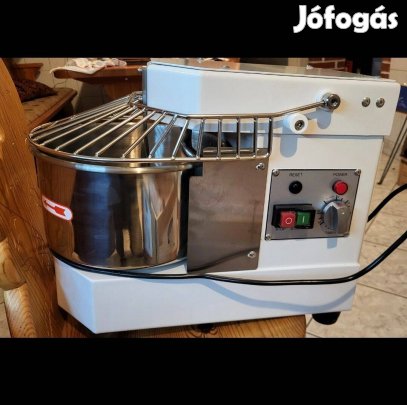 Maxima dagasztó spirálkaros dagasztógép