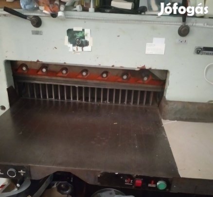 Maxima vágógép 80 as