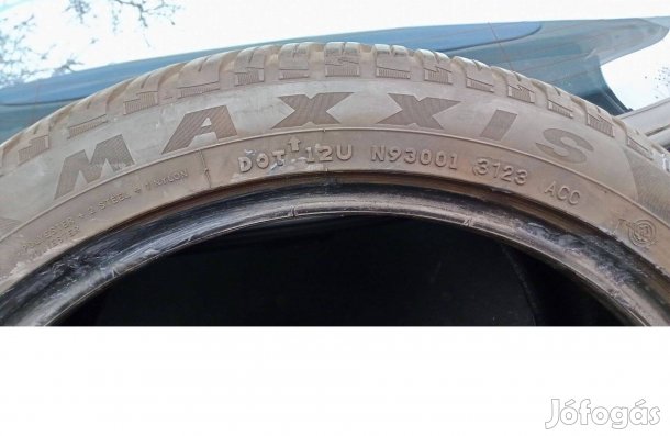 Maxxis premitra ap3 all season 255/40 r18 használt