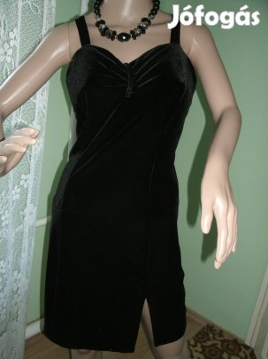 Maya-Tex "S" Vállpántos fekete ruha Magyar termék