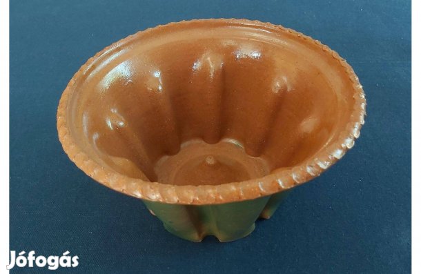 Mázas cserép kuglófsütő