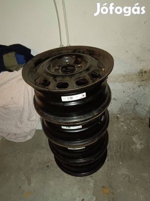 Mazda 15x6-os lemezfelni eladó