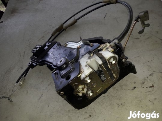 Mazda 2 DY 02-06 Jobb Első Ajtó Zárszerkezet + Központizár Motor