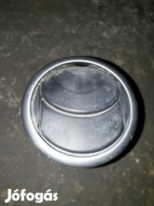 Mazda 3 -09 Jobb Első Szellőző