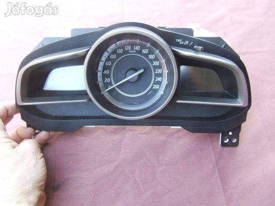 Mazda 3 bm kilométer óra