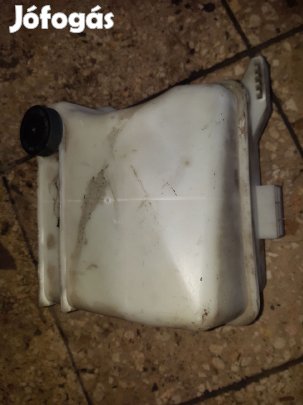 Mazda 5 05-10 Kiegyenlítő Tartály