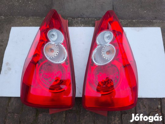 Mazda 5 gyári hátsó lámpa párban
