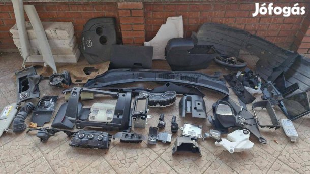 Mazda 6. 2014-es bontott autós alkatrészek egyben vagy külön