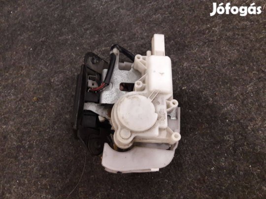 Mazda 6 ajtó zár olcsón eladó