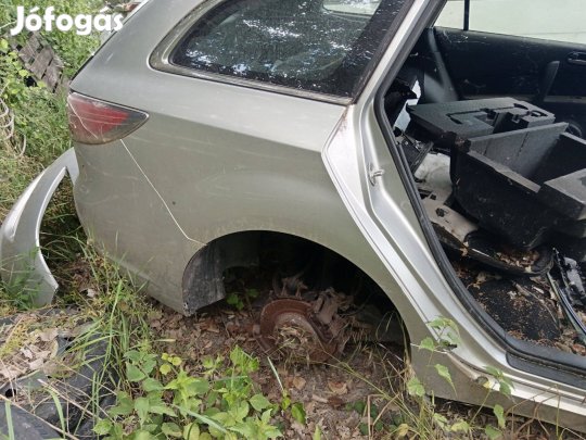 Mazda 6 hátsó sárvédő