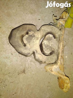 Mazda B2200 Spirálrugó-Tartó Bak