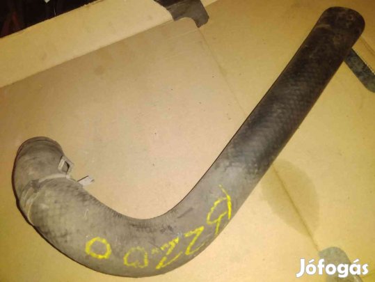 Mazda B2200 Vízcső