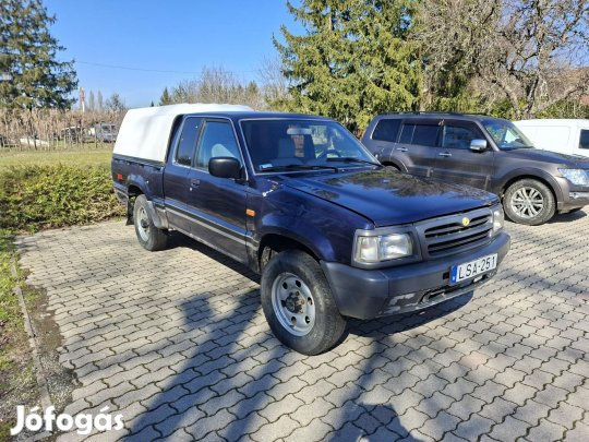 Mazda B 2500 2.5 Plus 4x4