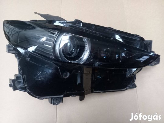Mazda CX-30 jobb fényszóró. Dgj1-51030
