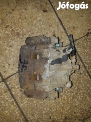 Mazda CX-7 Jobb Első Féknyereg