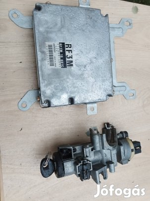 Mazda Premacy Diesel motorvezérlő elektronika és gyújtás kapcsoló 