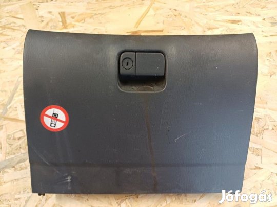 Mazda Premacy (1999-2004) Kesztyűtartó